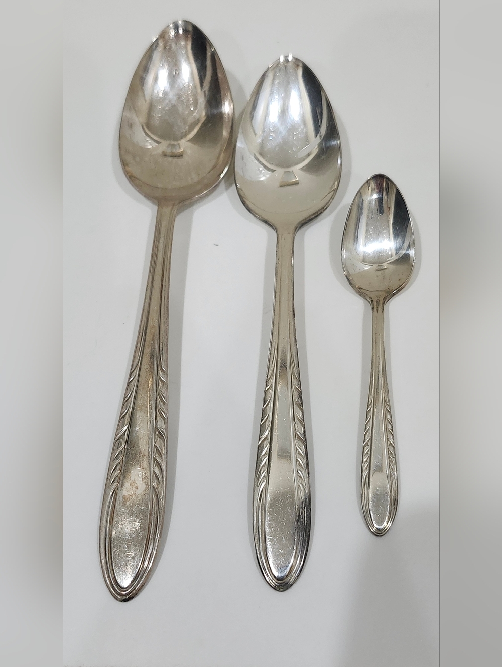 VTG Viceroy Silver Plate Spoons - Flame Pattern (c. 1938) Lot Of 3